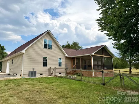 Exterior - 1027 Tabor Rd, Olin, NC 28660 photo 7 of 10