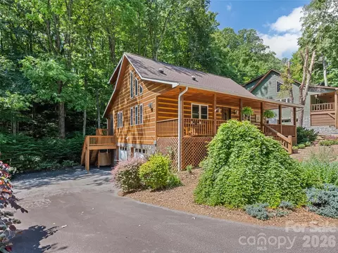 171 Cripple Creek Dr, Waynesville, NC 28785