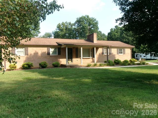 5934 St Peters Church Rd, Conover, NC 28613