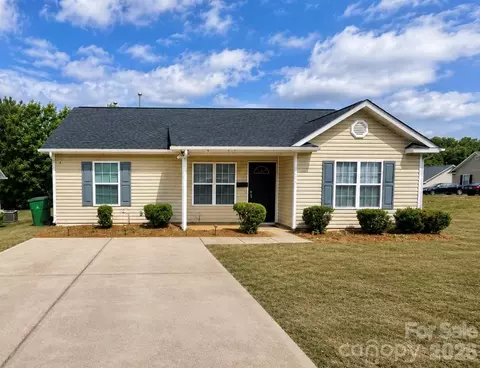 4604 Palm Breeze Ln, Charlotte, NC 28208