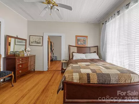Bedroom - 232 Blue Mountain Ln, Tryon, NC 28782 photo 2 of 3