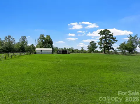 Exterior - 232 Blue Mountain Ln, Tryon, NC 28782 photo 7 of 7