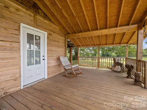 Exterior - 232 Blue Mountain Ln, Tryon, NC 28782 photo 6 of 7