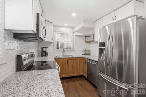 721 N Poplar 1 St #1, Charlotte, NC 28202