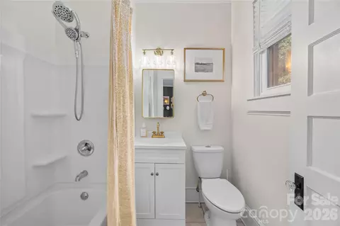 Bath - 218 Winburn St, Monroe, NC 28112 photo 1 of 2
