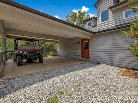 Exterior - 711 Meadow Crest Rd, Tryon, NC 28782 photo 6 of 8