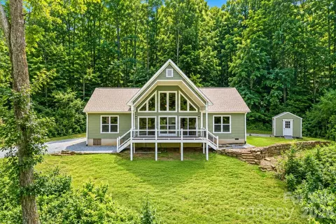 771 Sally Gap Rd, Old Fort, NC 28762