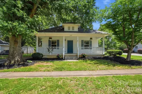 206 Sixth St, Belmont, NC 28012