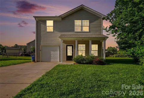 213 Wolf Creek Ln, Statesville, NC 28625