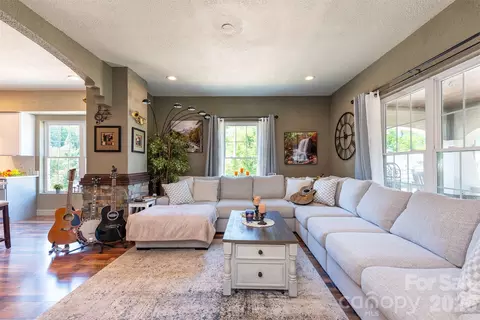 Other - 65 Walnut St, Marion, NC 28752 photo 2 of 9