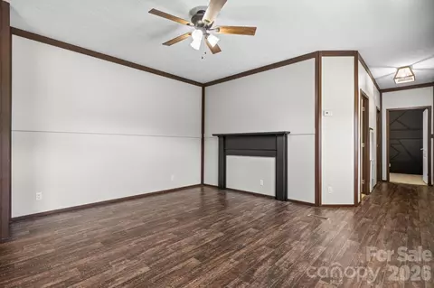 Living - 2876 Burma E Rd E, Nebo, NC 28761 photo 3 of 4