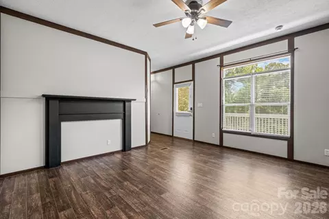 Living - 2876 Burma E Rd E, Nebo, NC 28761 photo 4 of 4