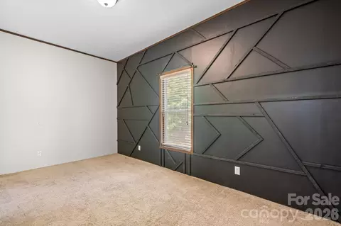 Bedroom - 2876 Burma E Rd E, Nebo, NC 28761 photo 1 of 4