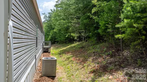Exterior - 2876 Burma E Rd E, Nebo, NC 28761 photo 2 of 2