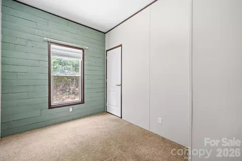 Bedroom - 2876 Burma E Rd E, Nebo, NC 28761 photo 2 of 4