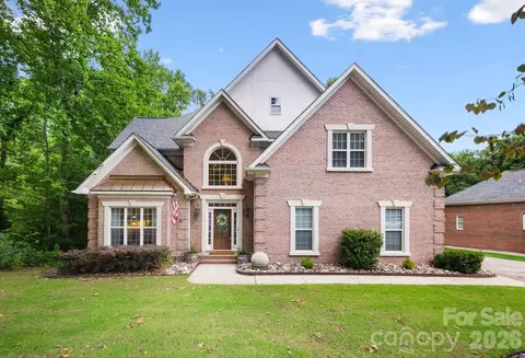5355 Shannamara Dr, Matthews, NC 28104