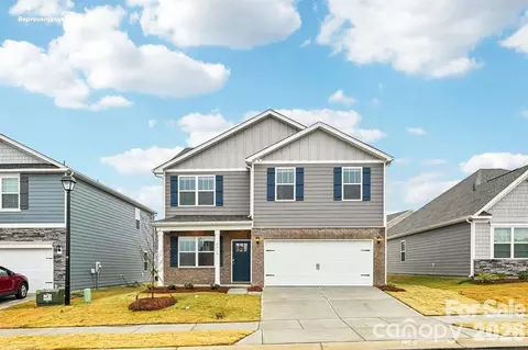 760 14th Avenue Ct Ne Ct, Hickory, NC 28601