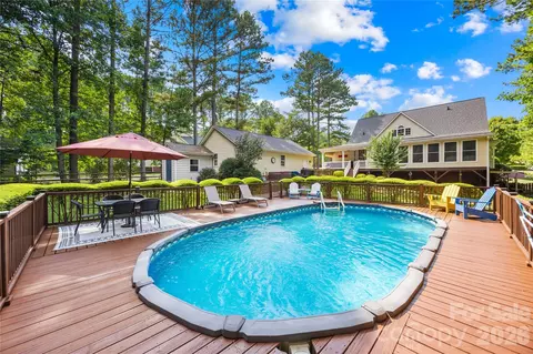 Exterior - 6998 Ridgeway Rd, Stanley, NC 28164 photo 12 of 13