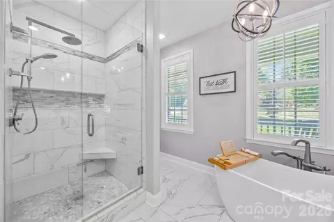 Bath - 6998 Ridgeway Rd, Stanley, NC 28164 photo 2 of 5