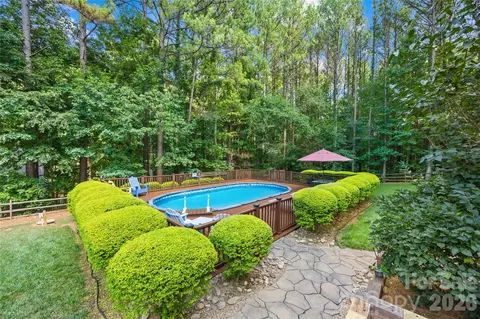 Exterior - 6998 Ridgeway Rd, Stanley, NC 28164 photo 10 of 13