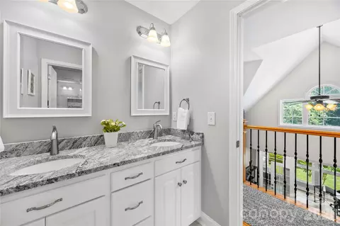 Bath - 6998 Ridgeway Rd, Stanley, NC 28164 photo 3 of 5