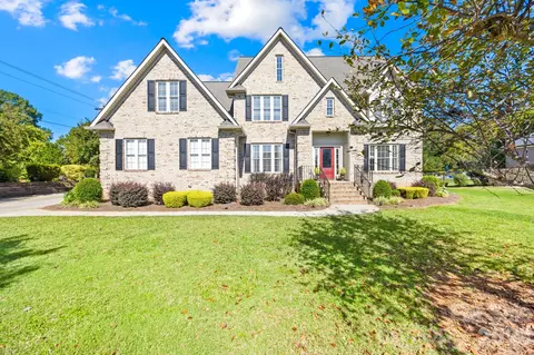 105 Mandarin Dr, Mooresville, NC 28117