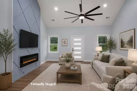 Living - 3916 E Maiden Rd, Maiden, NC 28650 photo 4 of 5