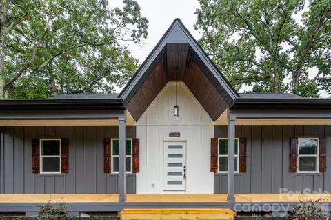 Exterior - 3916 E Maiden Rd, Maiden, NC 28650 photo 5 of 8