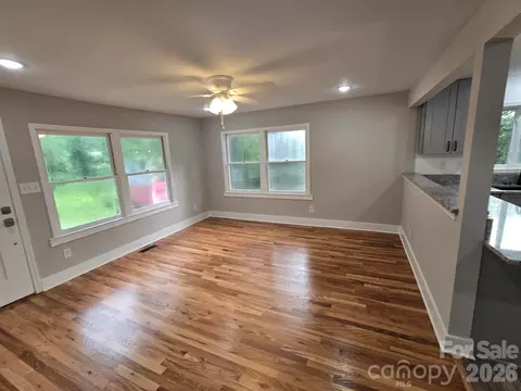 Living - 61 Wright Ln, Brevard, NC 28712 photo 1 of 2