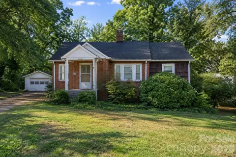 2337 W Nc 10 Hwy, Newton, NC 28658