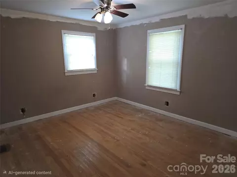 Bedroom - 1108 2nd Se St SE, Conover, NC 28613 photo 2 of 3