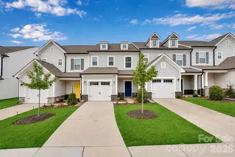 11012 Pagebrook Ln, Charlotte, NC 28214