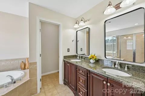 Bath - 20524 Harbor View Dr, Cornelius, NC 28031 photo 1 of 4