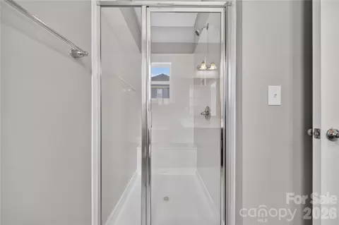 Bath - 366 Hampton Trail Dr, Fort Mill, SC 29708 photo 2 of 5