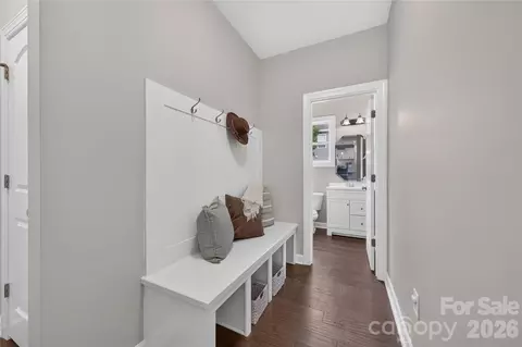 Entry Way - 366 Hampton Trail Dr, Fort Mill, SC 29708 photo 5 of 8