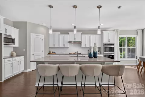 Kitchen - 366 Hampton Trail Dr, Fort Mill, SC 29708 photo 2 of 3
