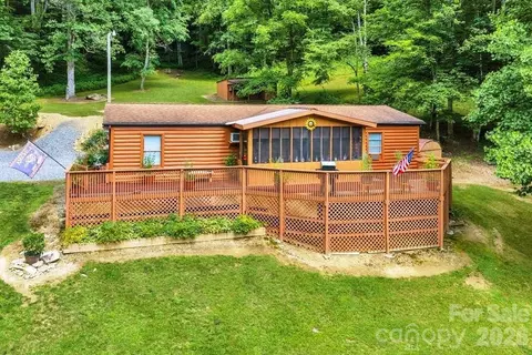 488 Wards Branch Rd, Sugar Grove, NC 28679