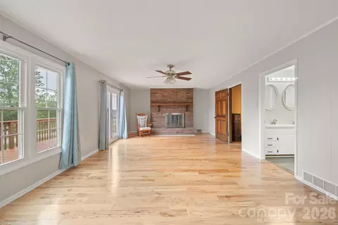 Living - 2053 Boiling Springs Rd, Purlear, NC 28665 photo 12 of 12