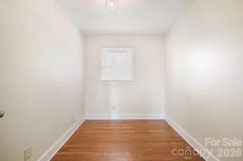 Bedroom - 2053 Boiling Springs Rd, Purlear, NC 28665 photo 1 of 5