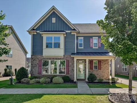 6320 Kennard Dr, Charlotte, NC 28216