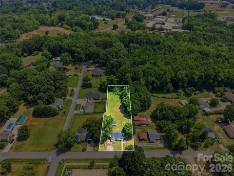 1203 W Gold Street Ext, Kings Mountain, NC 28086
