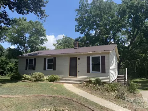 104 Whitley Rd, Morganton, NC 28655