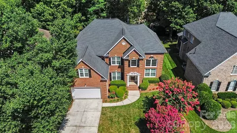 10110 Paradise Ridge Rd, Charlotte, NC 28277