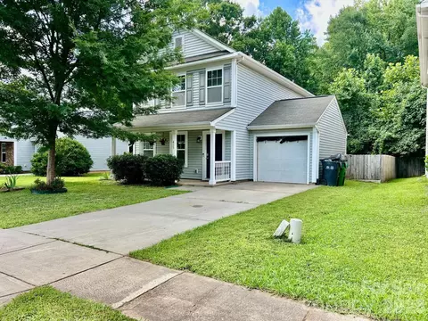413 Peachtree Rd, Charlotte, NC 28216