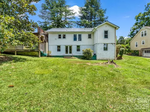 555 State St, Marion, NC 28752 photo 9