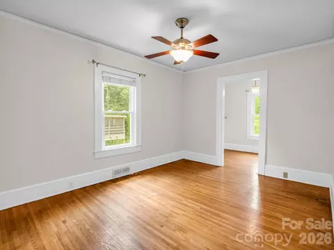 555 State St, Marion, NC 28752 photo 33