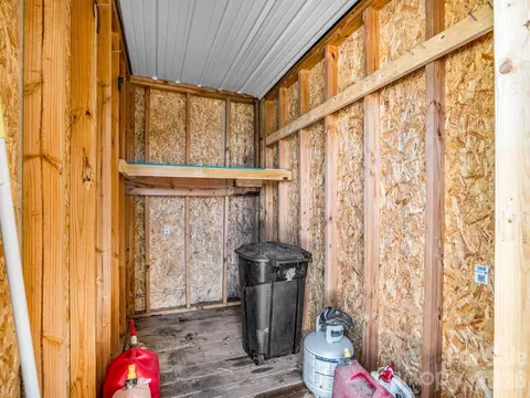 555 State St, Marion, NC 28752 photo 42