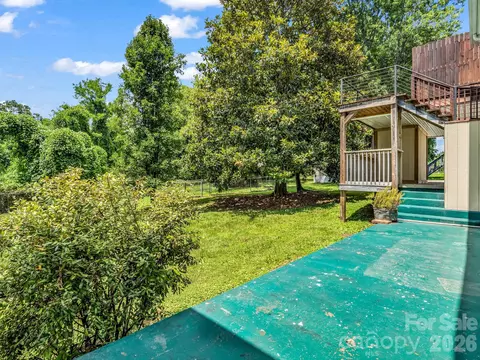 555 State St, Marion, NC 28752 photo 12