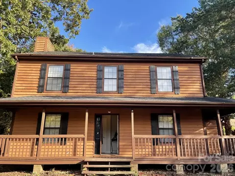 7037 Cambridge Ct, Tega Cay, SC 29708