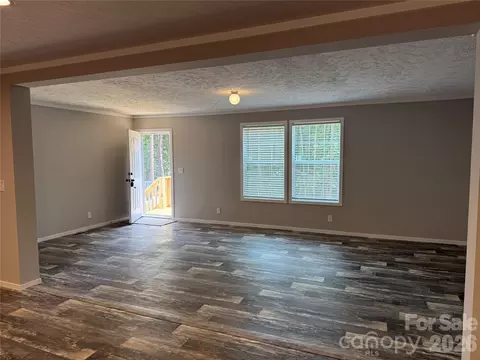 Living - 4175 Maple Trl, Morganton, NC 28655 photo 1 of 1